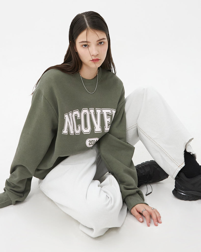 NCOVER(エンカバー)PIGMENT CRACK LOGO SWEATSHIRT-KHAKI