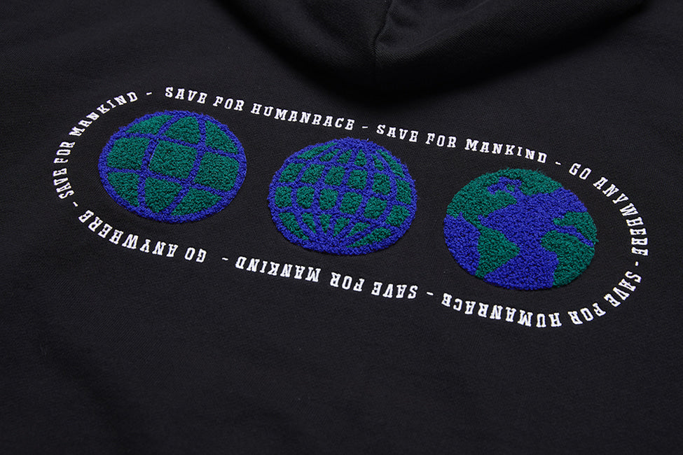 QUIETIST (クワイエティスト)  Save For Human-race Sweat-Hood (black)