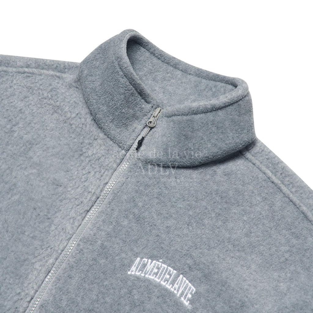 アクメドラビ(acme' de la vie) ADLV OLD SCHOOL EMBROIDERY FLEECE