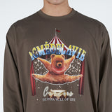 アクメドラビ(acme' de la vie)   CIRCUS BEAR LONG SLEEVE T-SHIRT ASH BROWN