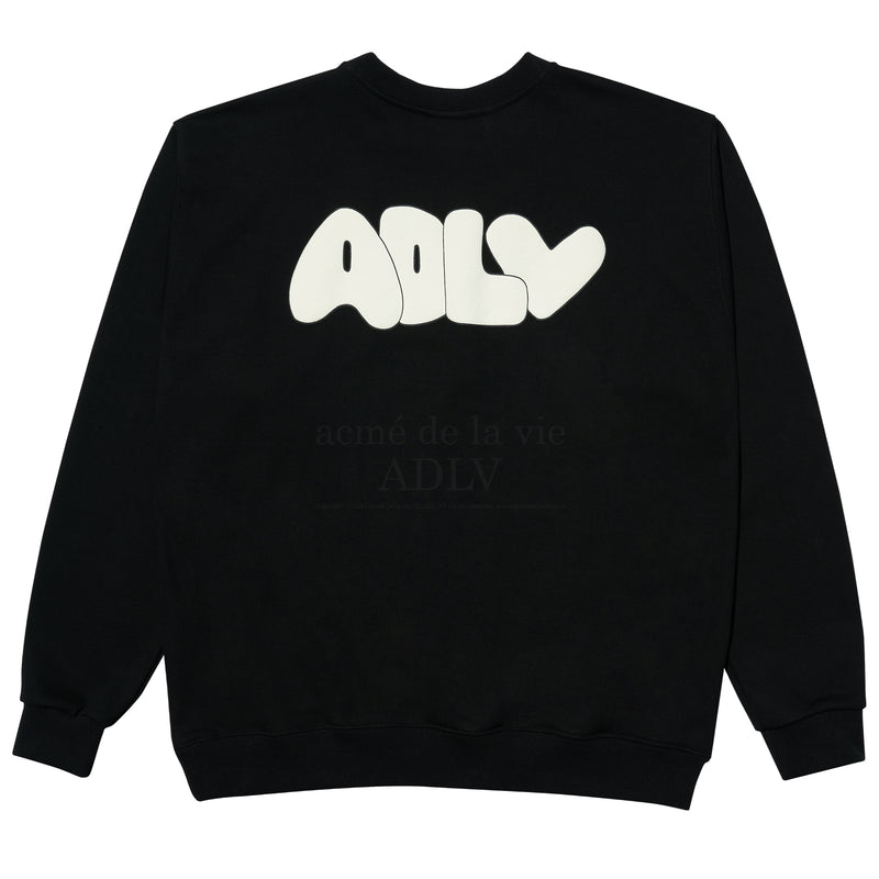 アクメドラビ(acme' de la vie)   EMBOSSING LOGO SWEATSHIRT BLACK