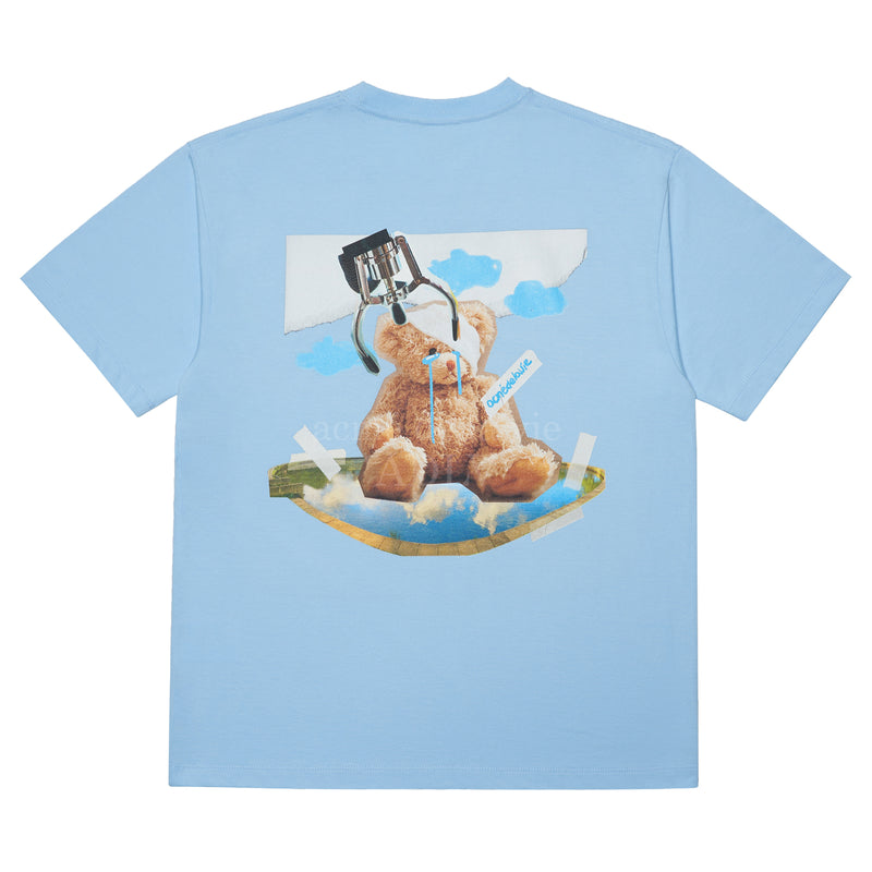 アクメドラビ(acme' de la vie) TEDDY BEAR DOLL COLLAGE SHORT SLEEVE T-SHIRT SKYBLUE