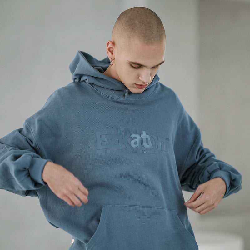【EZKATON】Satin Logo Sweatshirt EZKATON】Satin Logo Sweatshirt (EZKATON/スウェット