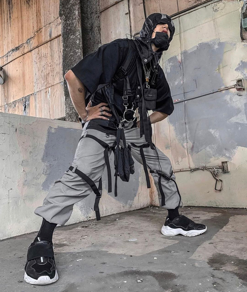 トレンディウビ(Trendywoobi) Beige Pocket strap pants