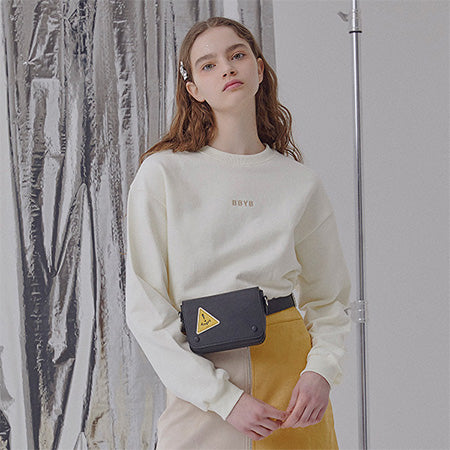 BBYB(ビービーワイビー) Lettering Loose Fit Sweatshirt (Ivory)