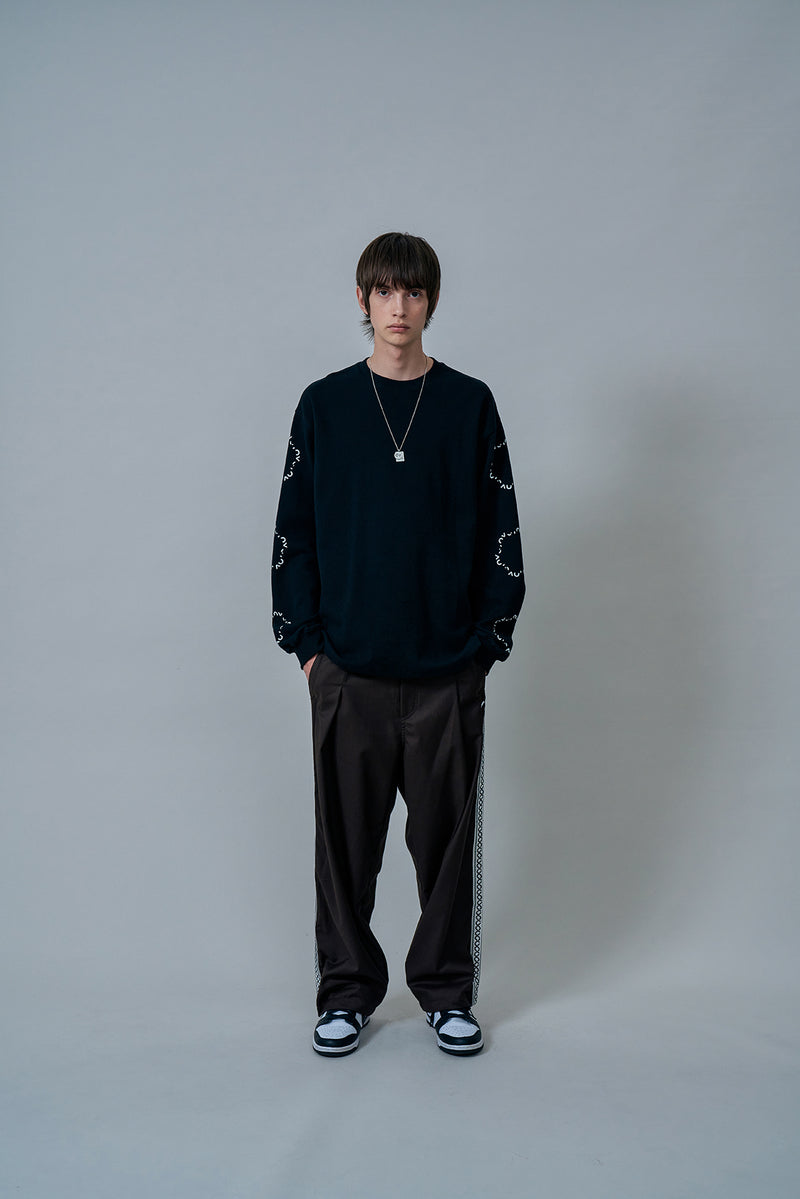 オーワイ(OY) ROUND LOGO LONG SLEEVE-BLACK