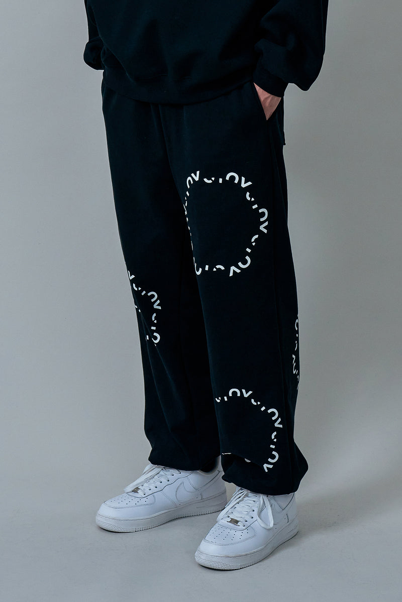 オーワイ(OY) ROUND LOGO JOGGER PANTS-BLACK