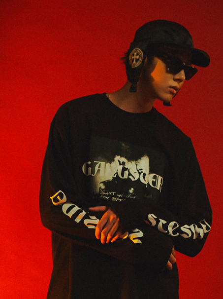 シディスコンマ(SHETHISCOMMA) GANGSWAT T