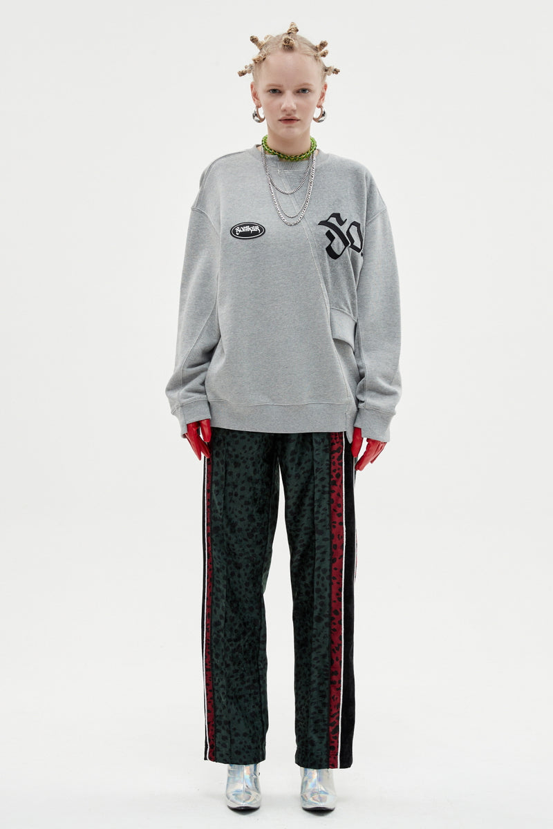 MMIC(エムエムアイシー) SONIKER ASYMMETRY SWEAT SHIRT