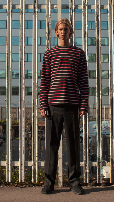 シディスコンマ(SHETHISCOMMA) SIDE ZIP LOOSE SLACKS