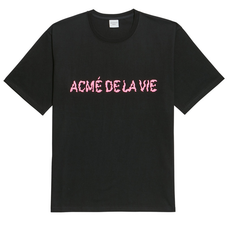 アクメドラビ(acme' de la vie) ADLV NEON LOGO SHORT SLEEVE T-SHIRT BLACK PINK