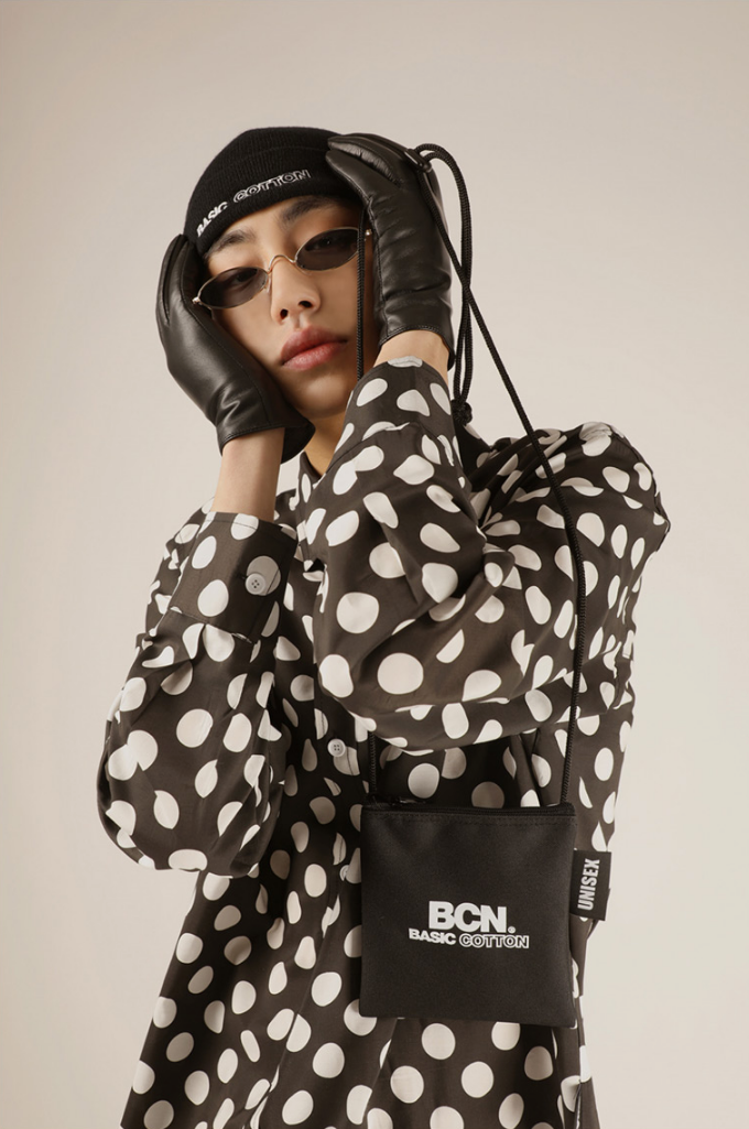 베이직코튼(BASIC COTTON) Basic Polka dot Shirt (블랙)