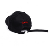 ドルム (DoLM) cross logo ball cap Black/Red