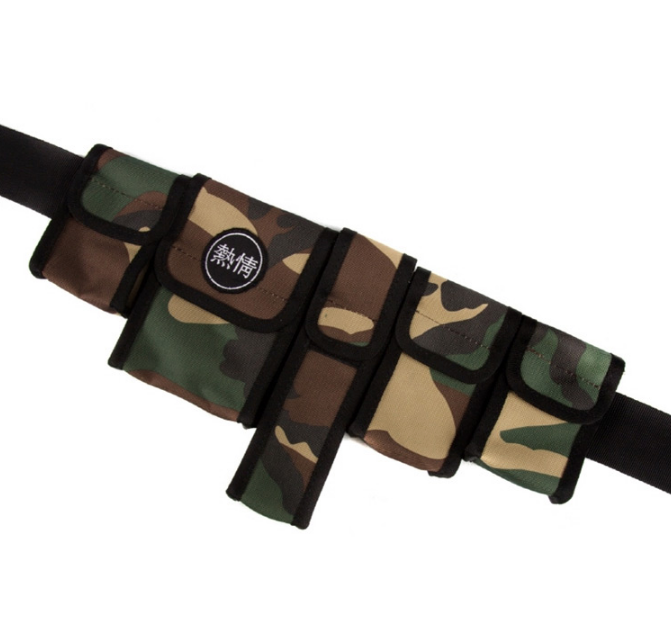 ドルム (DoLM) Utility Hip Sack Camo