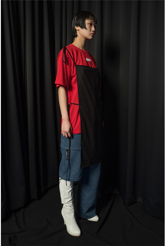イーエスシースタジオ(ESC STUDIO) Strap T-shirt (Red)