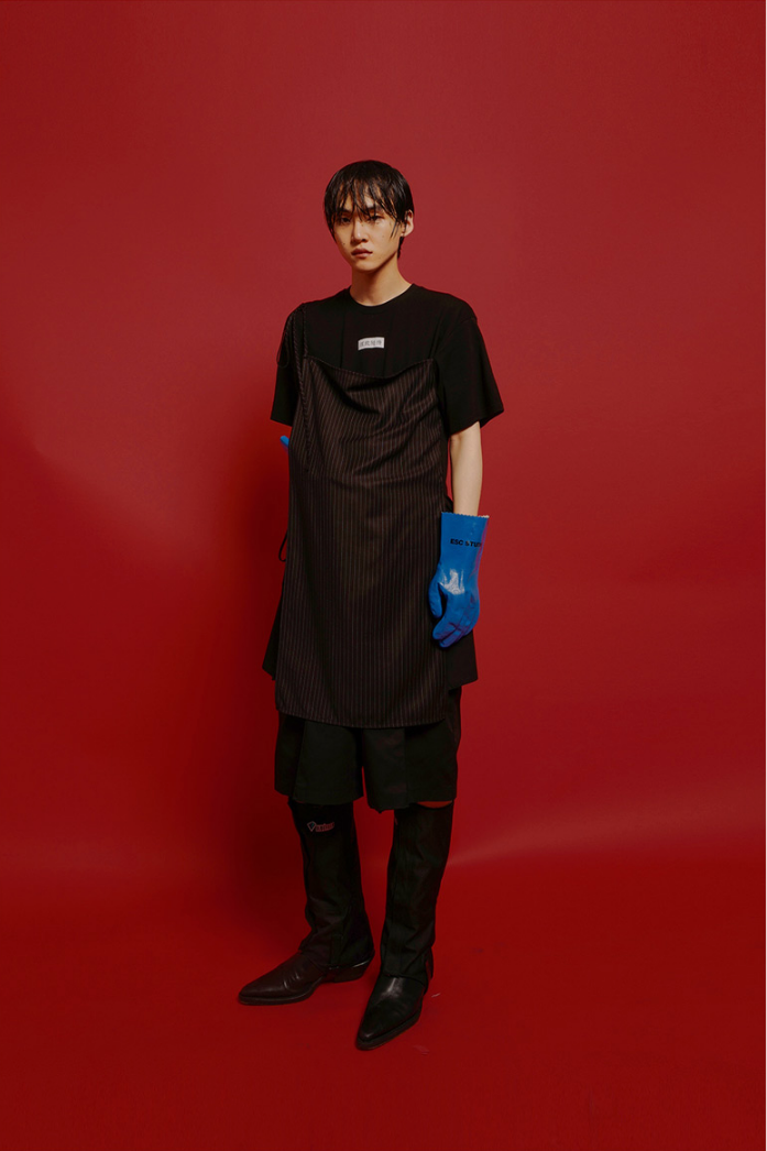イーエスシースタジオ(ESC STUDIO) Strap T-shirt (Black)