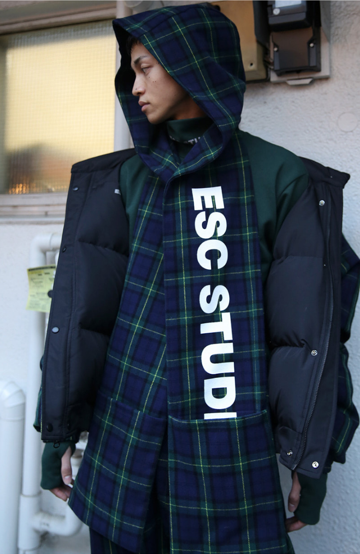 イーエスシースタジオ(ESC STUDIO) Hooded muffler (green)