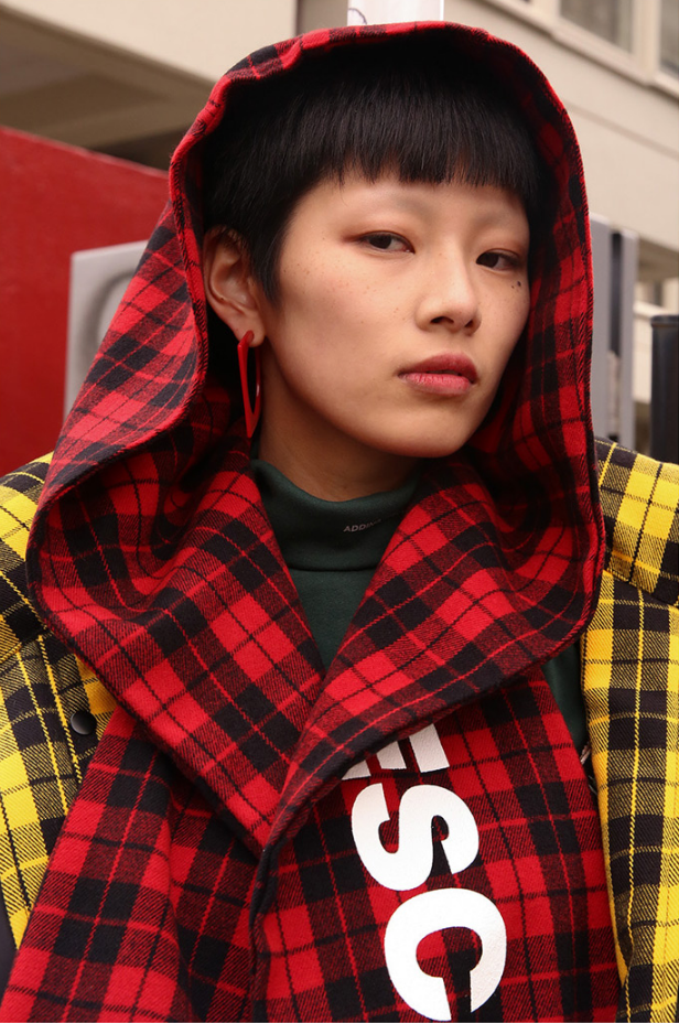 イーエスシースタジオ(ESC STUDIO) Hooded muffler (red)