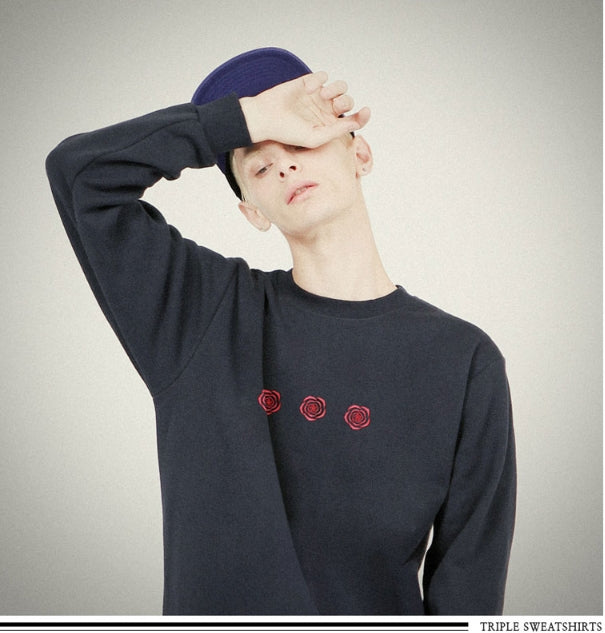 ダブルユーブイプロジェクト(WV PROJECT) TRIPLE ROSE SWEATSHIRT UJMT0731