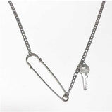 トレンディウビ(Trendywoobi) Pin & Key Necklace