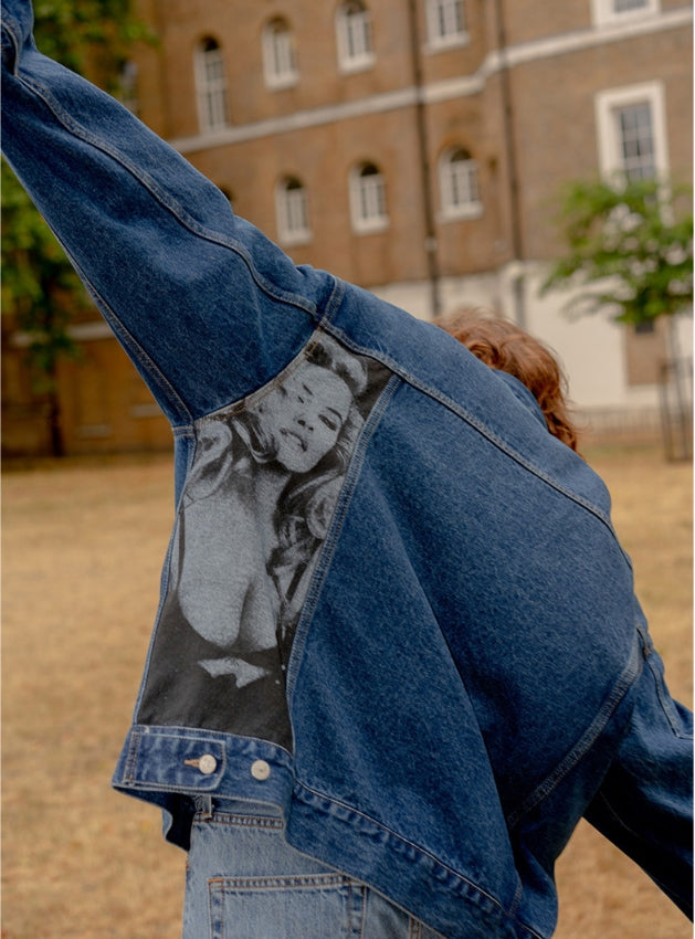 ステレオバイナルズ(Stereo Vinyls) [18FW STEREO X GUESS] Overfit Denim Jacket(Blue)