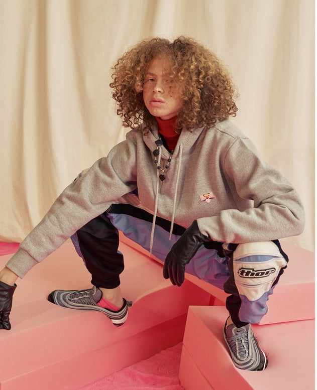 ステレオバイナルズ(Stereo Vinyls) [FW18 Pink Panther] PP Face Hoodie(Melange Grey)