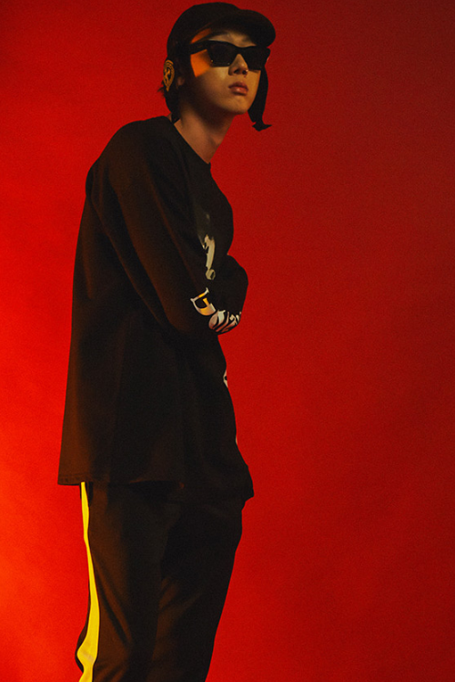 シディスコンマ(SHETHISCOMMA) GANGSWAT T