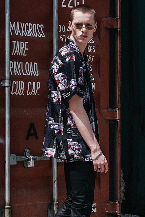 シディスコンマ(SHETHISCOMMA) HIP STATU SHIRTS