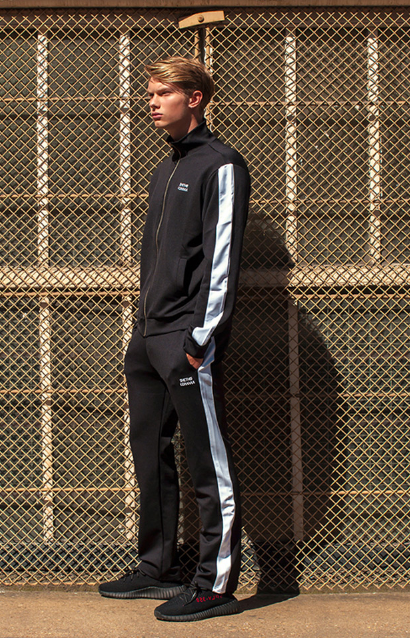 シディスコンマ(SHETHISCOMMA) SHETHISCOMMA TRANING PANTS