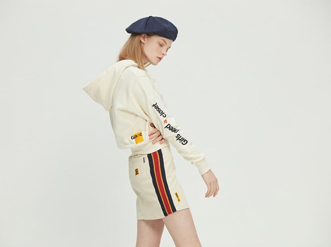 ロマンティッククラウン(ROMANTIC CROWN) GNAC Closet Hoodie_Oatmeal