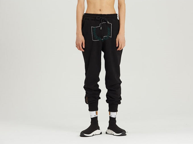 ロマンティッククラウン(ROMANTIC CROWN) Laurel Crown Jogger Pants_Black