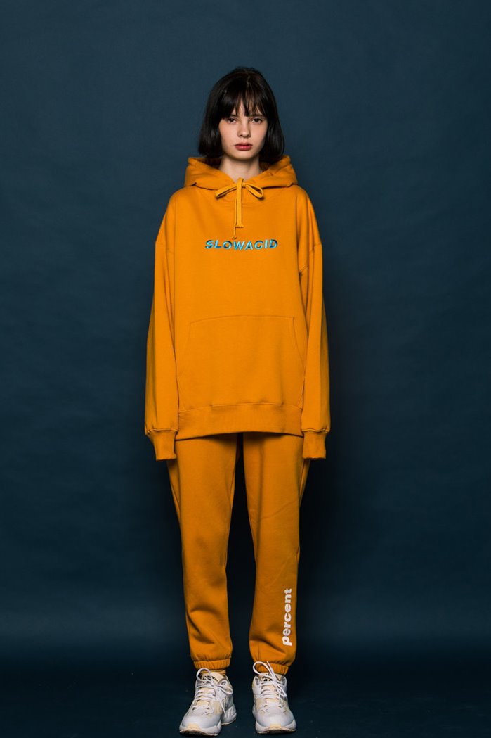 スローアシッド(SLOW ACID) 18FW Logo Hoodie (YELLOW)