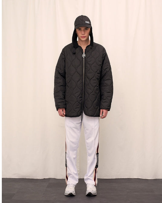 オーワイ(OY) QUILTING JUMPER (Black)