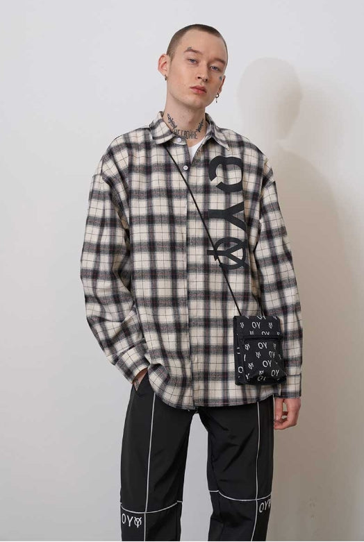 オーワイ(OY) LOGO POUCH BAG - BK