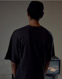 オベルー(OVERR) ESSAY.4 IGNITION CHARCOAL TEE