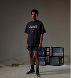 オベルー(OVERR) ESSAY.4 IGNITION CHARCOAL TEE