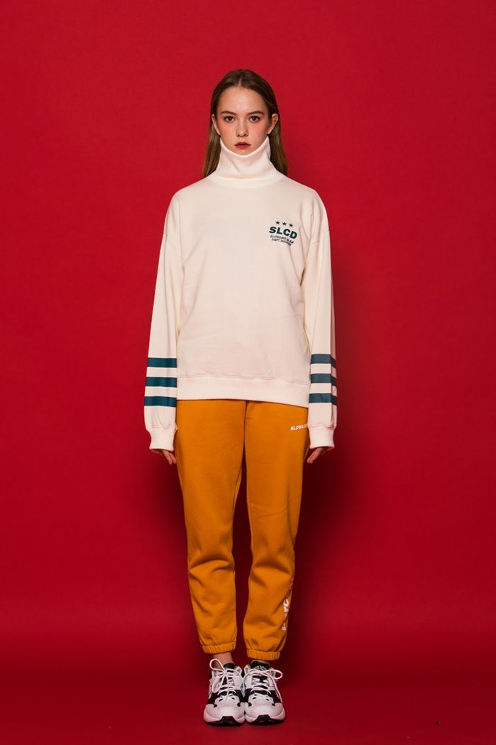 スローアシッド(SLOW ACID) 3LINE Turtleneck Sweatshirt (IVORY)