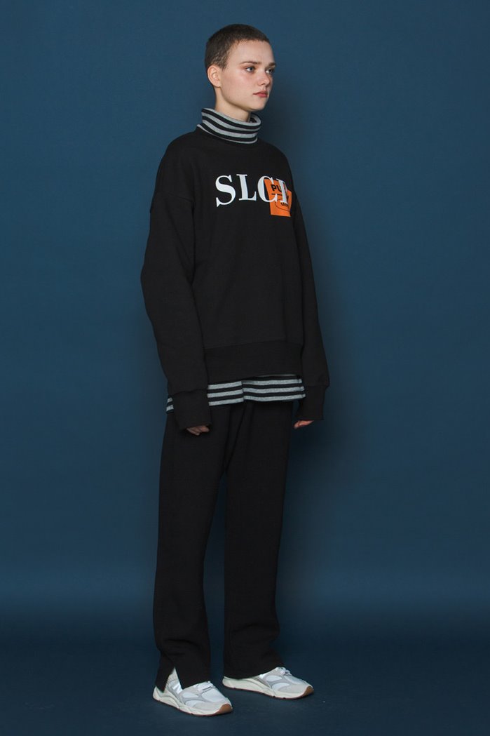 スローアシッド(SLOW ACID)　Orangebox Logo Sweatshirt (BLACK)