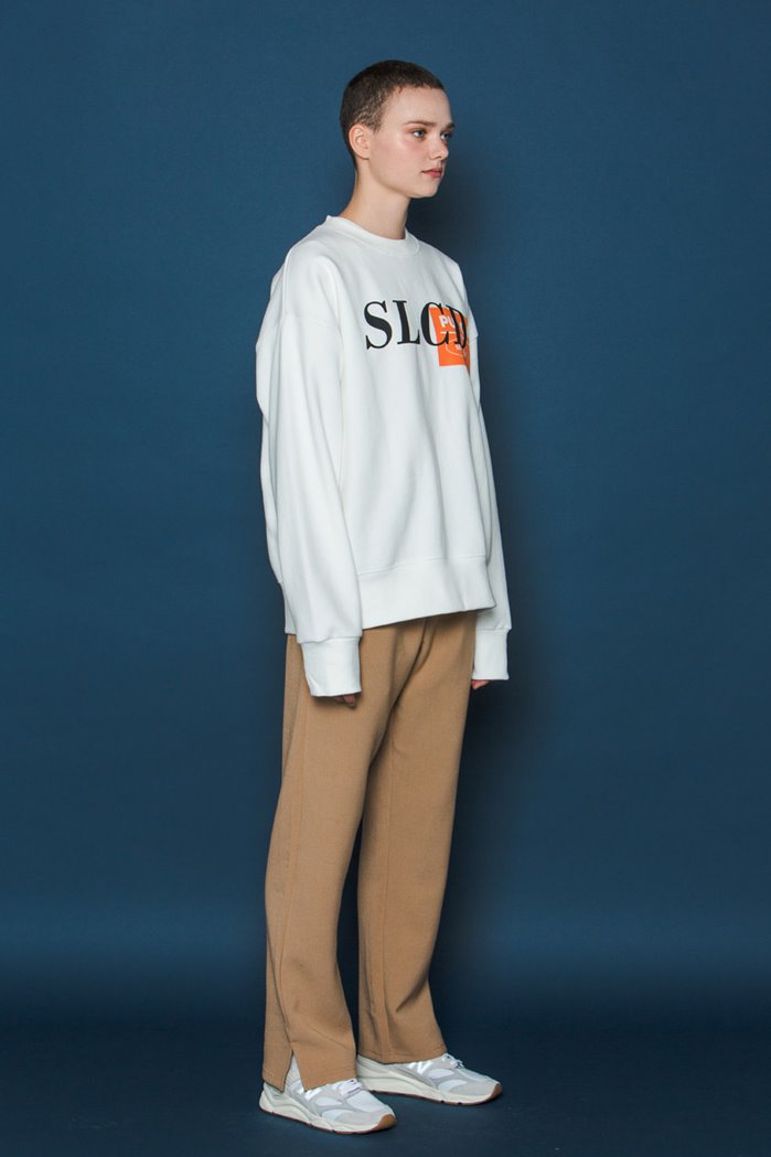 スローアシッド(SLOW ACID)　Orangebox Logo Sweatshirt (WHITE)