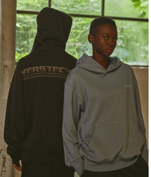 オベルー(OVERR) 18FW VERSTECKT BLACK HOODIE