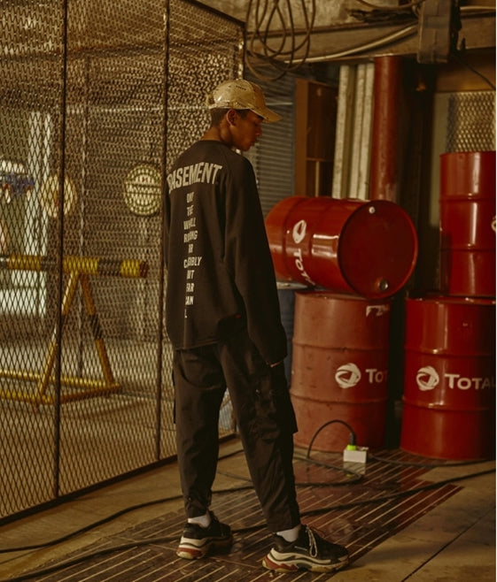 オベルー(OVERR) 18FW NON CLOSED BLACK SWEATSHIRTS