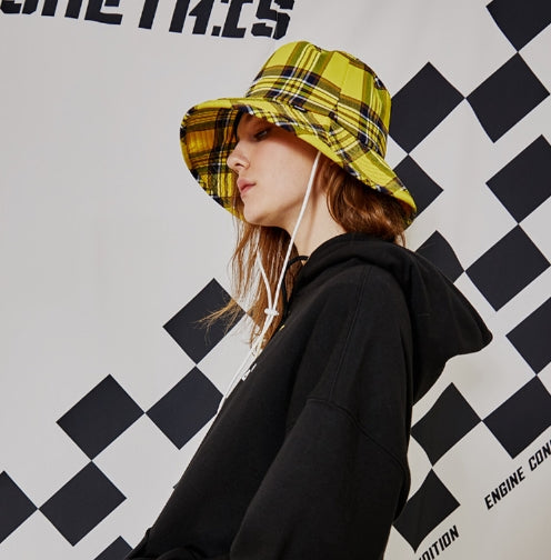 シディスコンマ(SHETHISCOMMA) SUPERRACE BUCKET HAT (BEIGE)