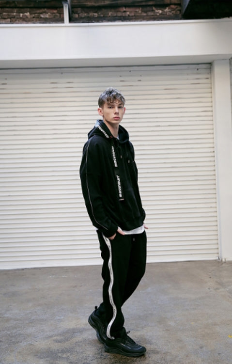 メスノウン(MASSNOUN) SL LOGO MULTI WEBBING LONG BELT MFVAA002-BK