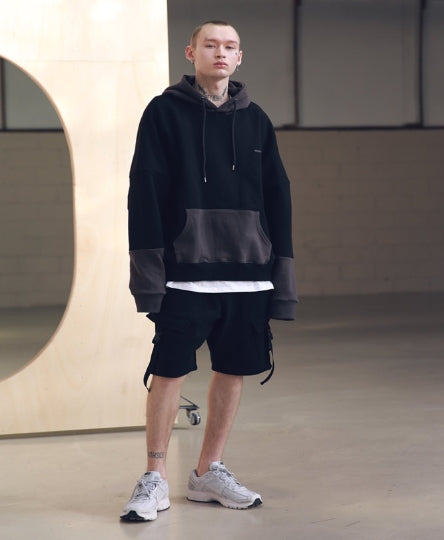 メスノウン(MASSNOUN) SL LOGO DIVIDE OVERSIZED HOODIE MSNHD001-BK