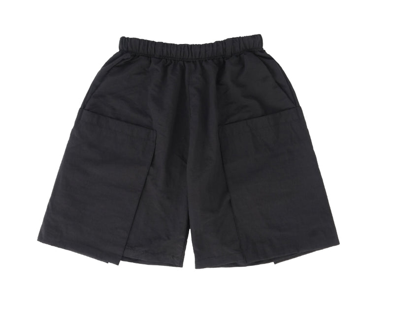 ドルム (DoLM) Nylon Big Pocket Shorts