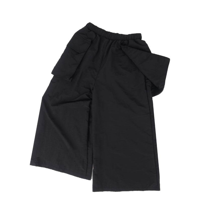ドルム (DoLM)Nylon Big Pocket Wide Pants