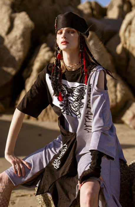 オクトーバーサード(Oct.3) Oversized Mix Graphic T-Shirt [Black]