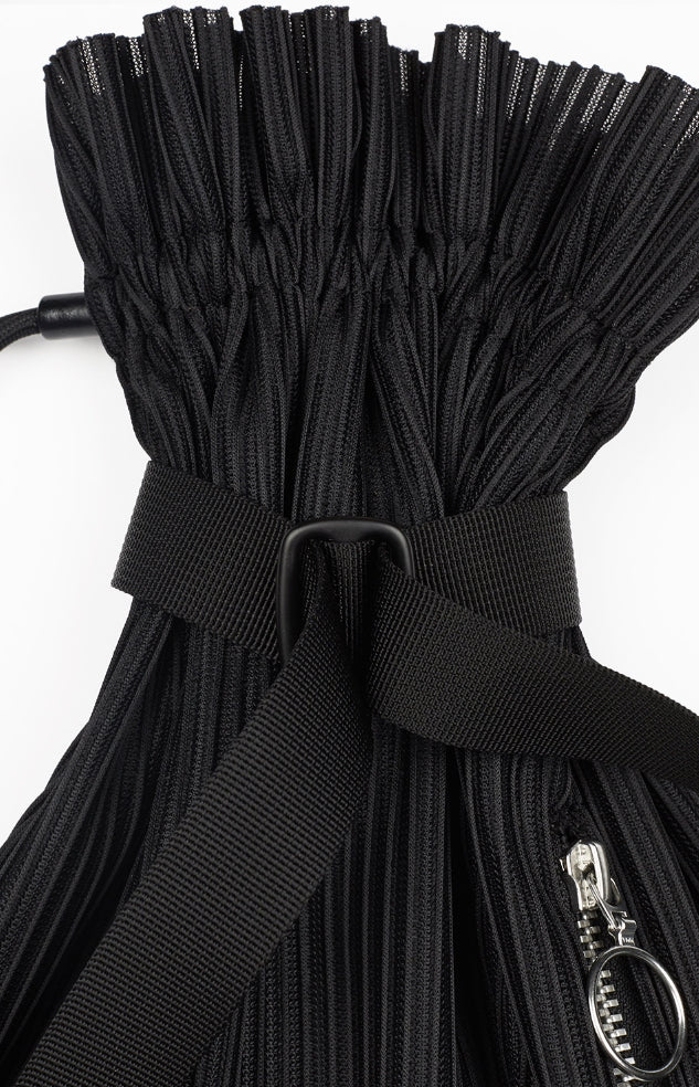 スクラップ(SKRAP)PLEATS 2-way sling bag Black