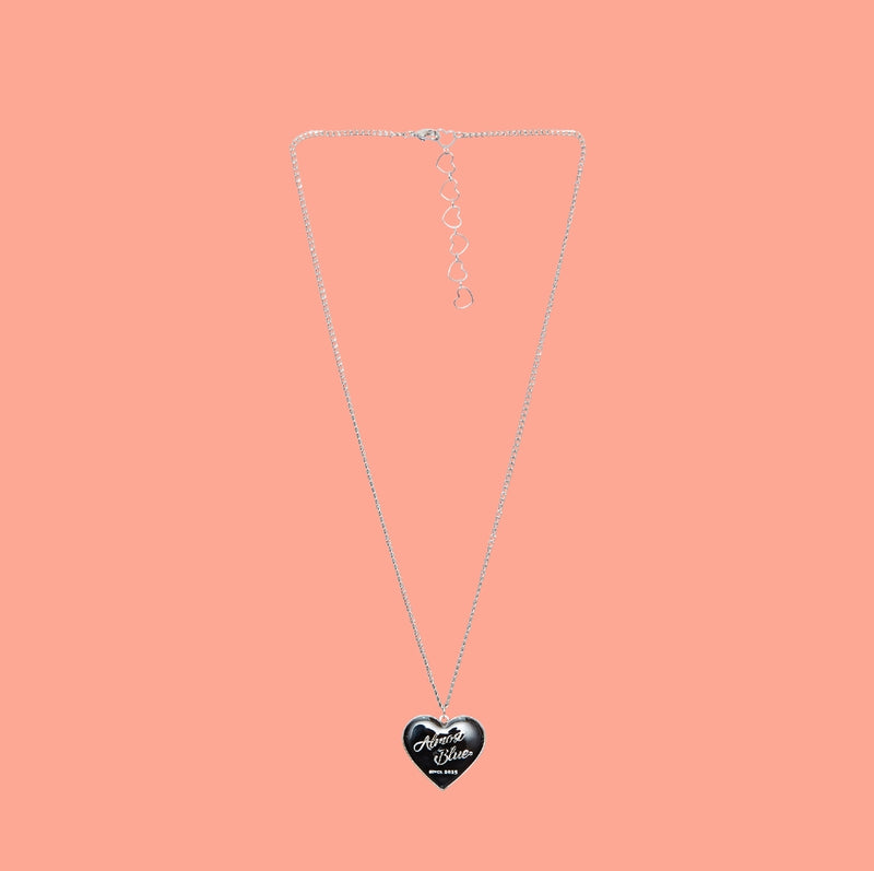 オルモストブルー(Almost Blue) HEART MEDAL NECKLACE