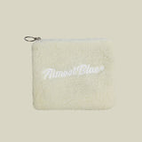 オルモストブルー(Almost Blue)FLEECE POUCH